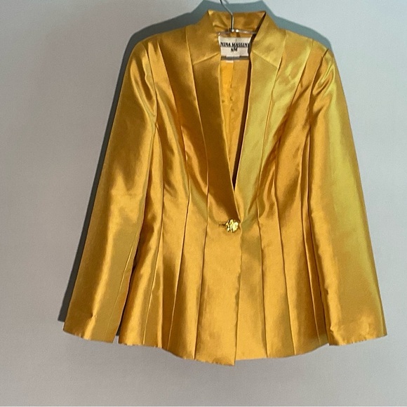 Nina Massini Gold Sz 14 3 Piece Church Suit with Rhinestone Button Elastic Waist - Picture 4 of 16